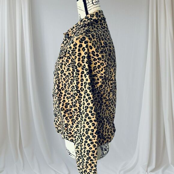 New Direction Women’s S Leopard Print Button Front Stretch Crop Jacket - Picture 3 of 8